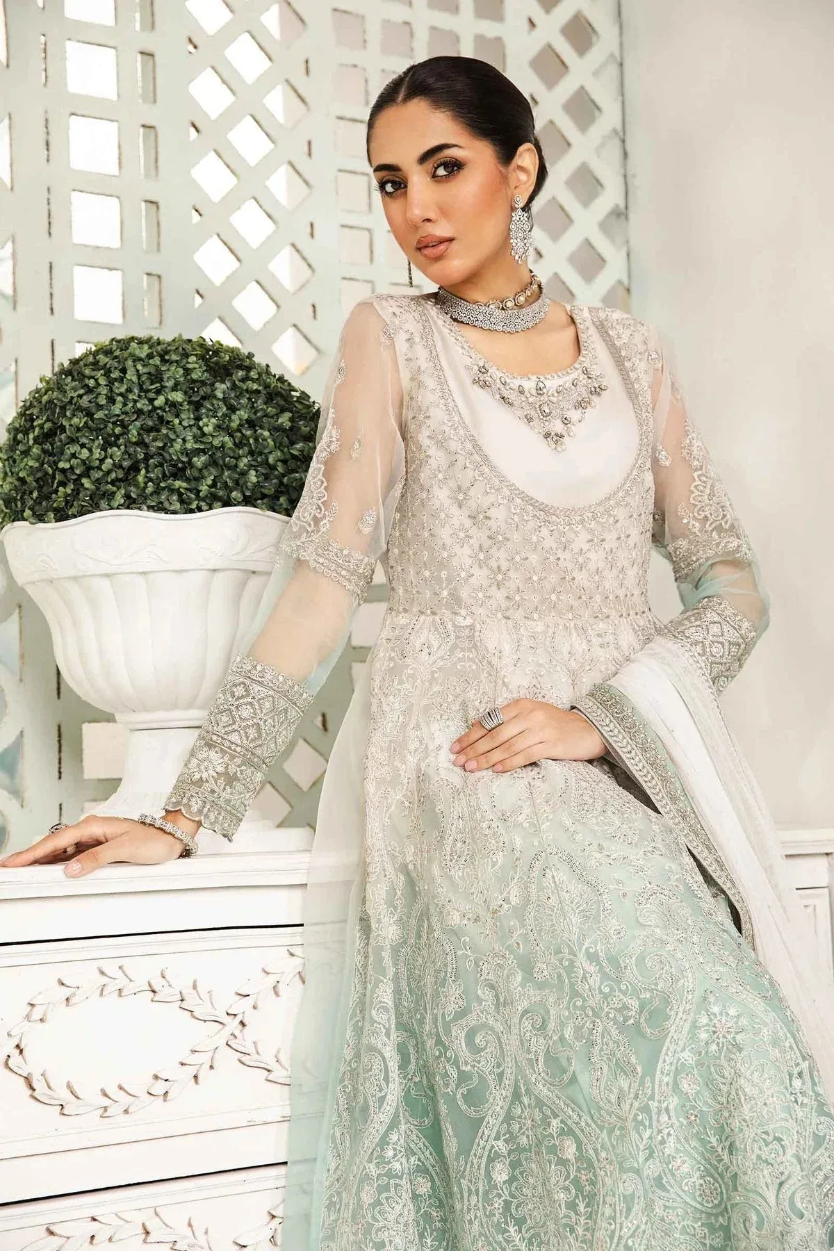 Maria B Formal Wears White Organza – view 3 – Poshaq