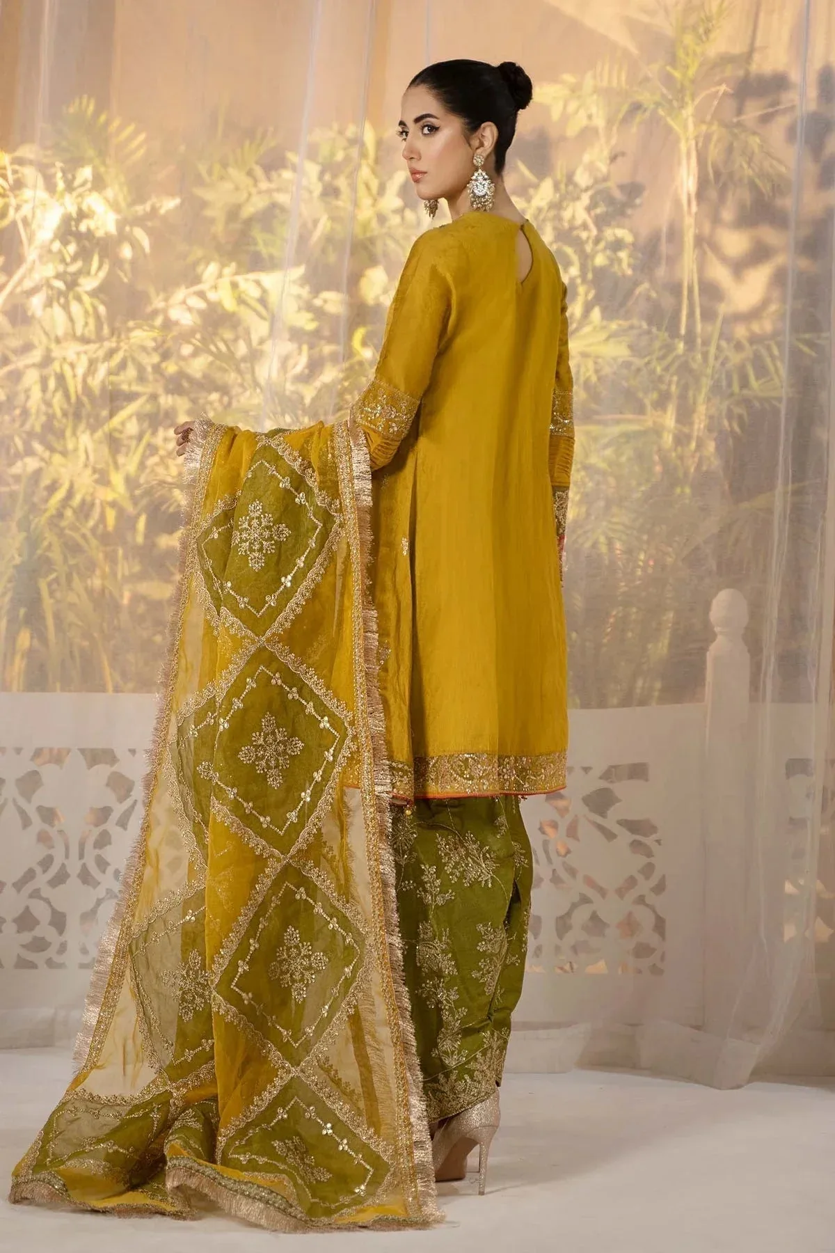 Maria B Formal Wears Green Raw Silk – view 2 – Poshaq