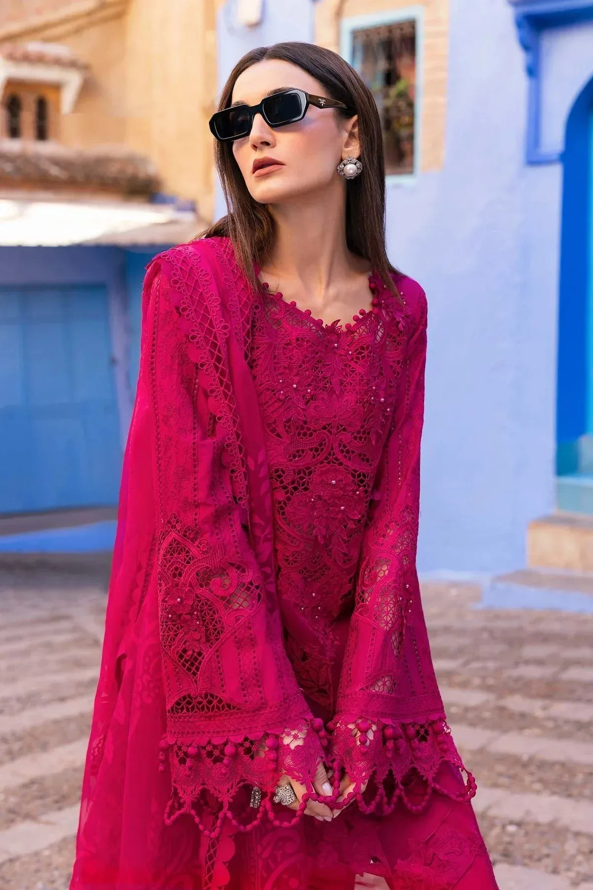 Maria B Luxury Lawn 25 Fuchsia Organza – view 3 – Poshaq