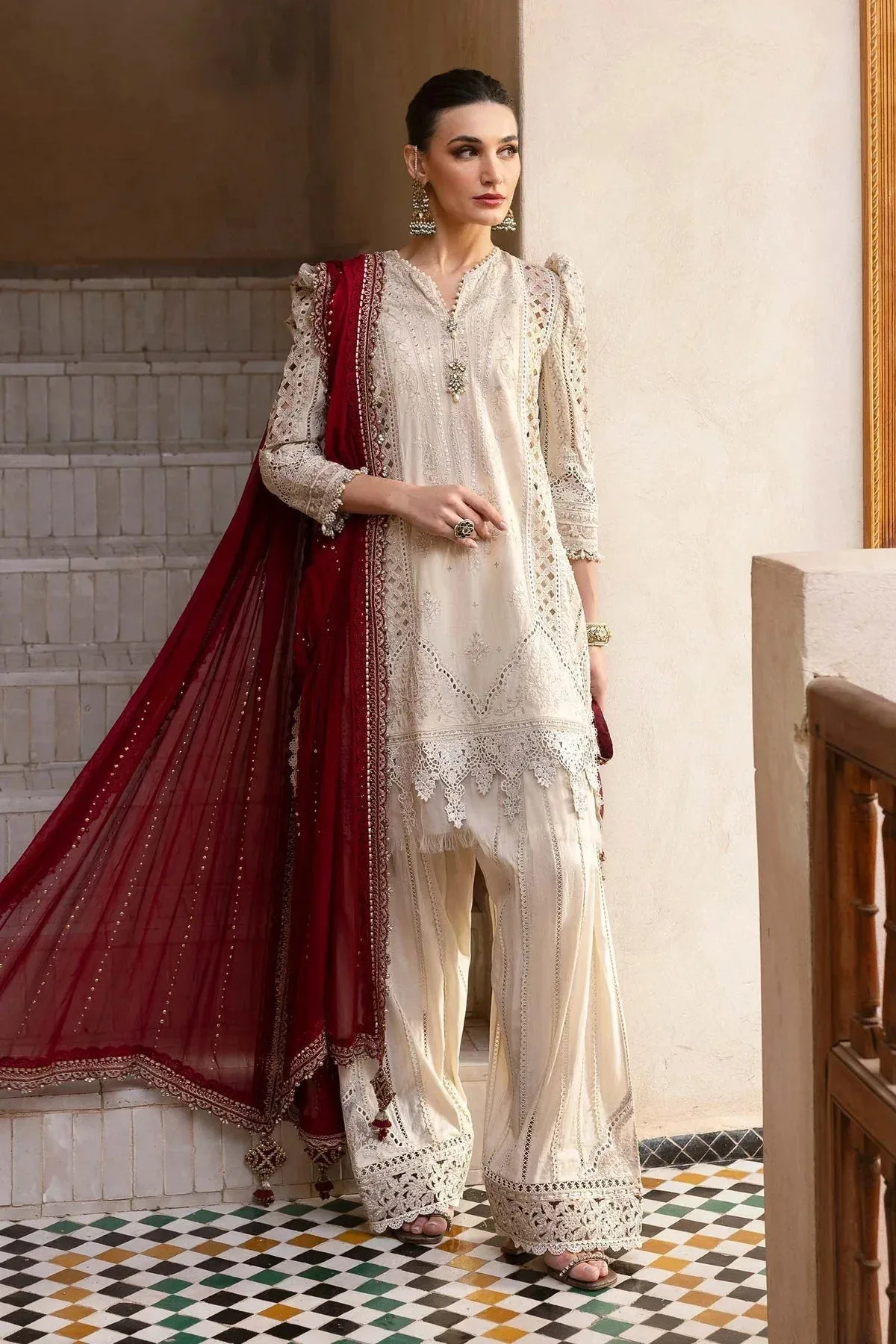 Maria B Luxury Lawn 25 Beige Organza – view 1 – Poshaq