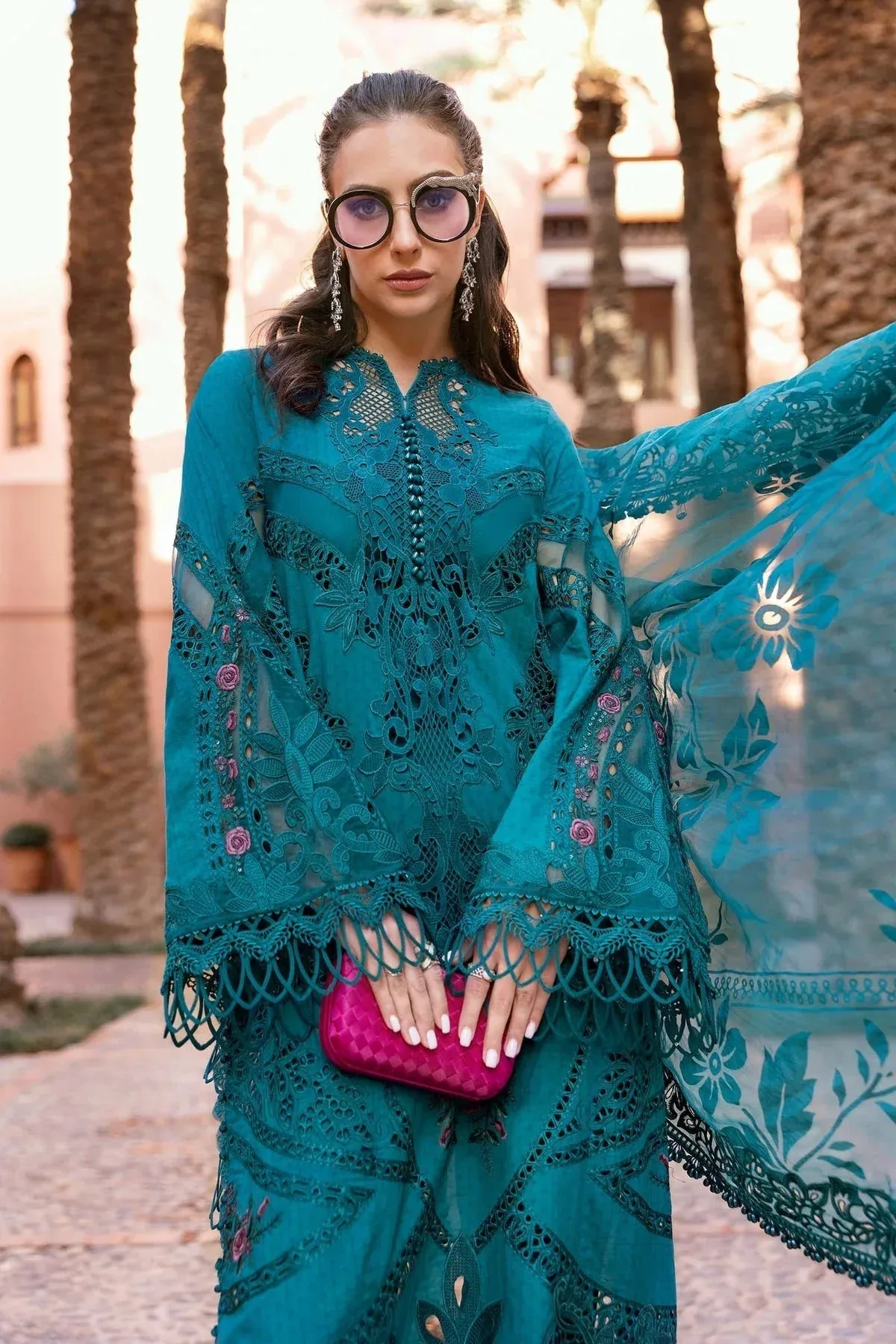 Maria B Luxury Lawn 25 Teal Organza – view 4 – Poshaq