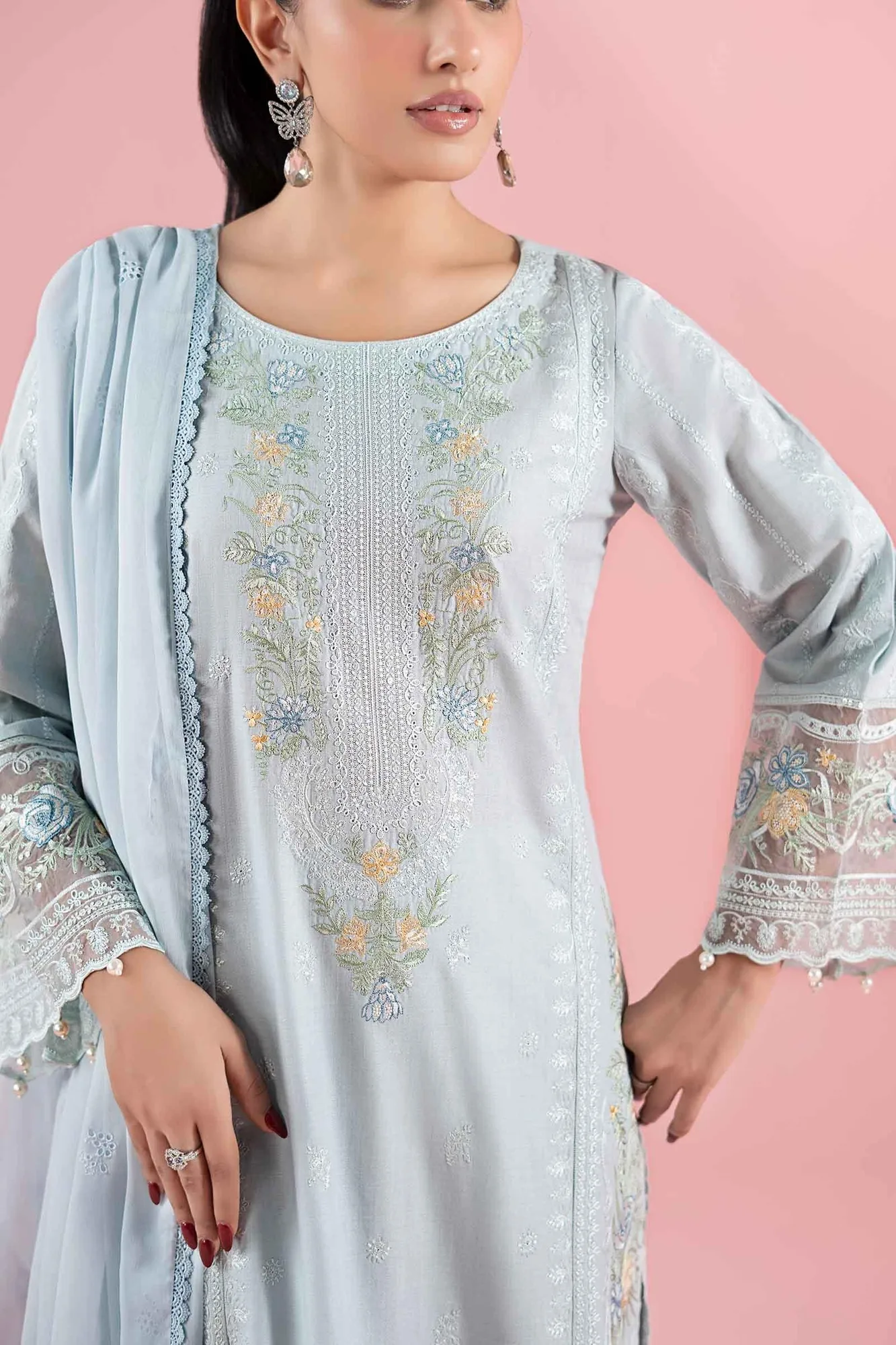 Maria B Luxury Pret 25 Blue Organza – view 5 – Poshaq