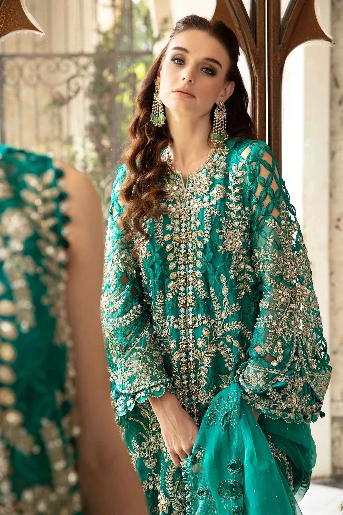 Maria B Mbroidered Fabrics 2024 Green Organza – view 11 – Poshaq