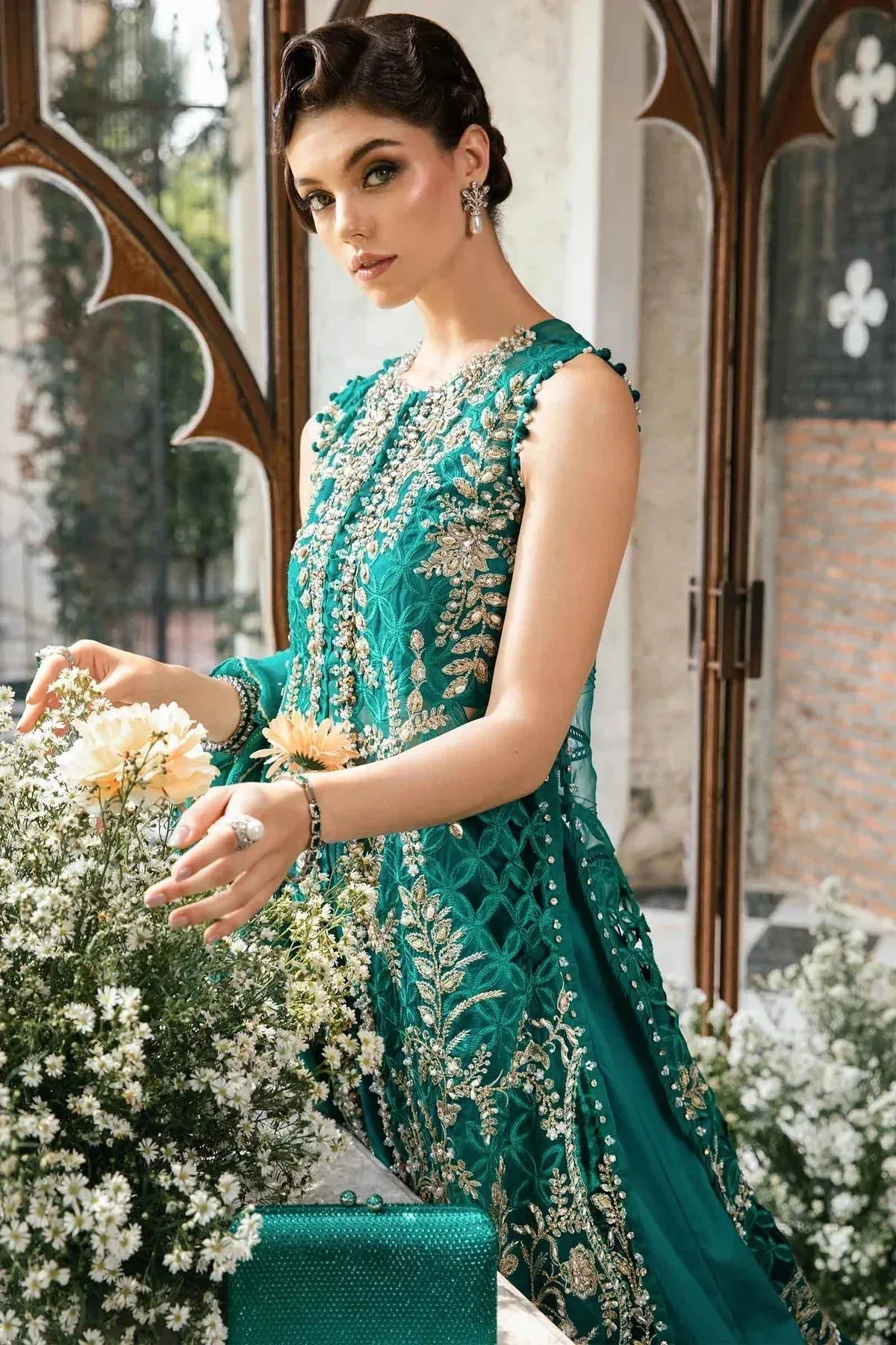 Maria B Mbroidered Fabrics 2024 Green Organza – view 9 – Poshaq