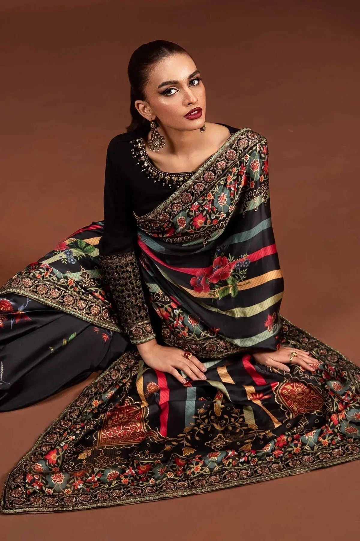 Maria B Silk Collection 24 Black Velvet – view 5 – Poshaq