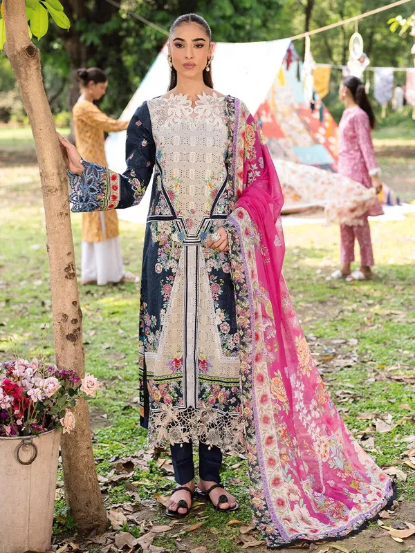 Rajbari Schiffli Printkari Exclusive Black Chiffon – view 1 – Poshaq