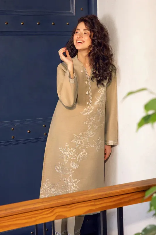 Rang Rasiya Winter Pret '24 Beige Khaddar – view 1 – Poshaq