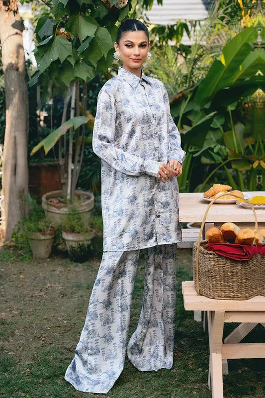 Vanya Co-Ords 24 White Silk – view 1 – Poshaq