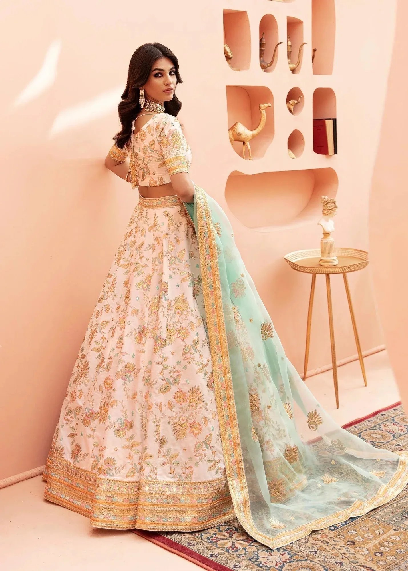 Waqas Shah Madhubala White Raw Silk – view 2 – Poshaq