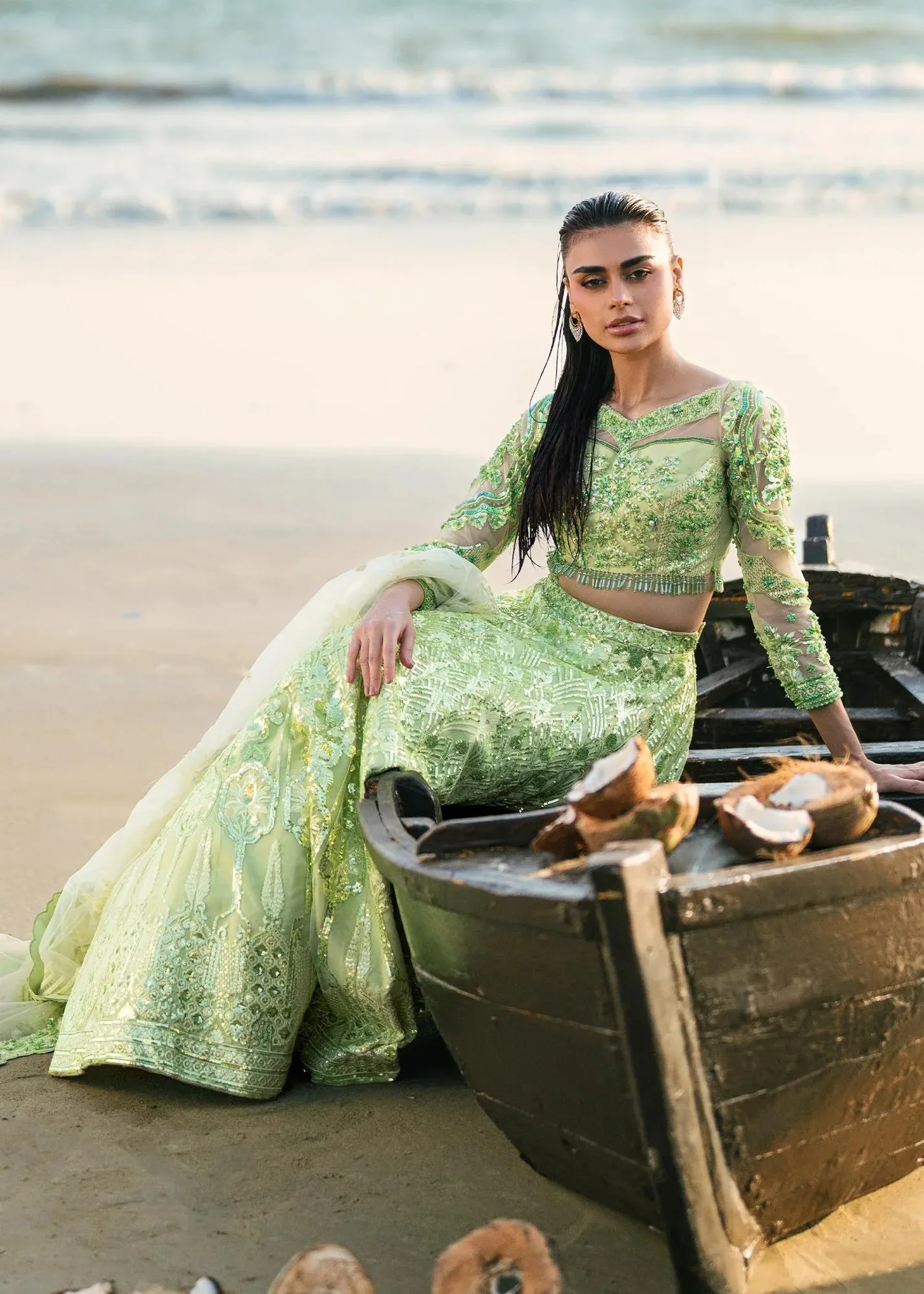 Waqas Shah Amariage Luxury Formals Neon Mint Net – view 6 – Poshaq