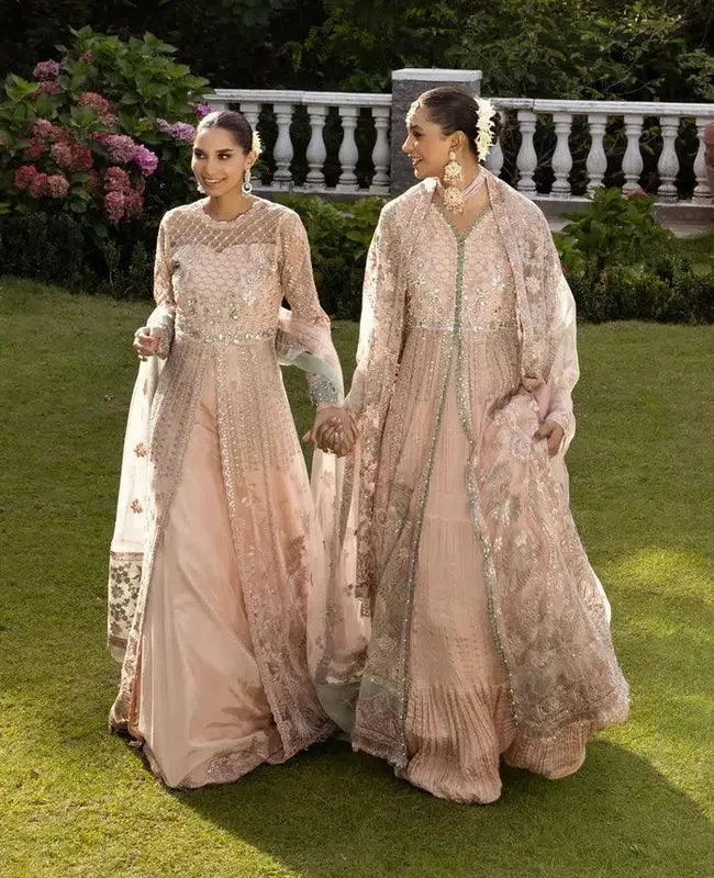 Xenia Formals Zahra Luxury Formals 23 Net – view 1 – Poshaq