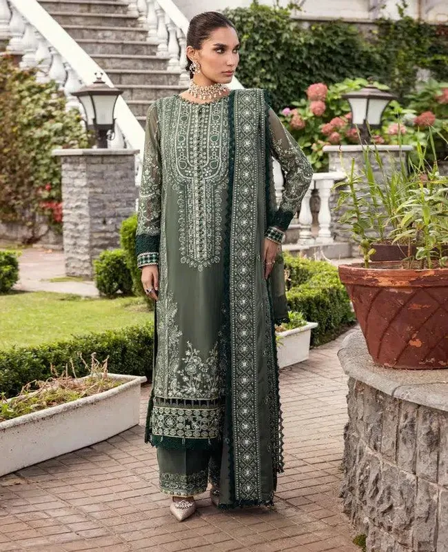 Xenia Formals Zahra Luxury Formals 23 Green Chiffon – view 1 – Poshaq