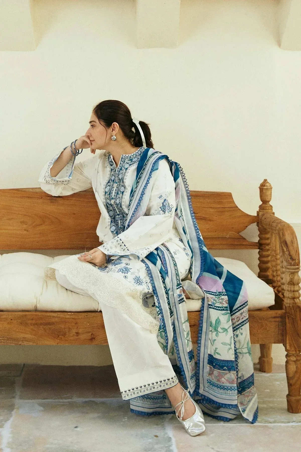 Zara Shahjahan Coco Lawn Eid Edit 24 White Jacquard – view 4 – Poshaq