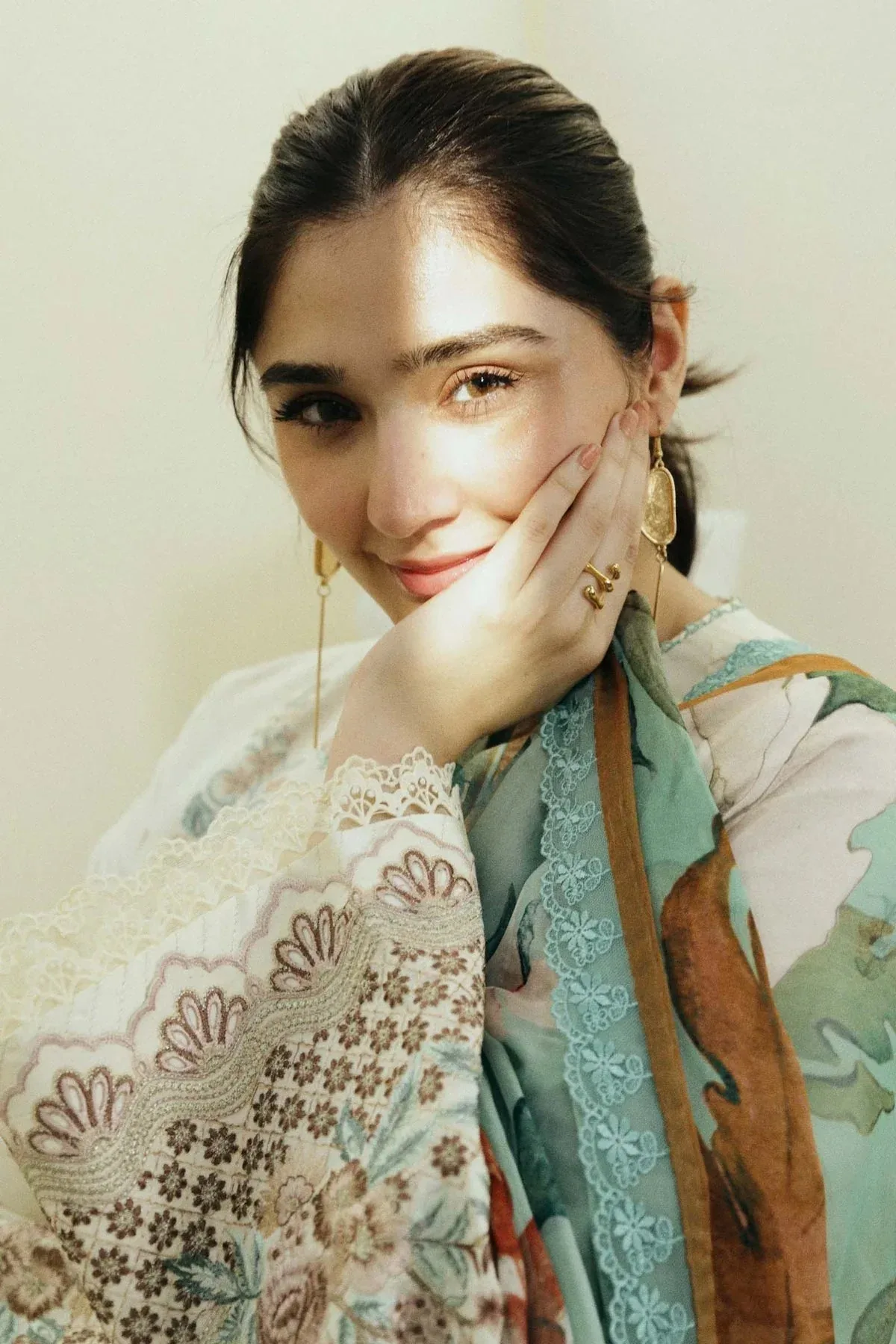 Zara Shahjahan Coco Lawn Eid Edit 24 Ivory Organza – view 3 – Poshaq
