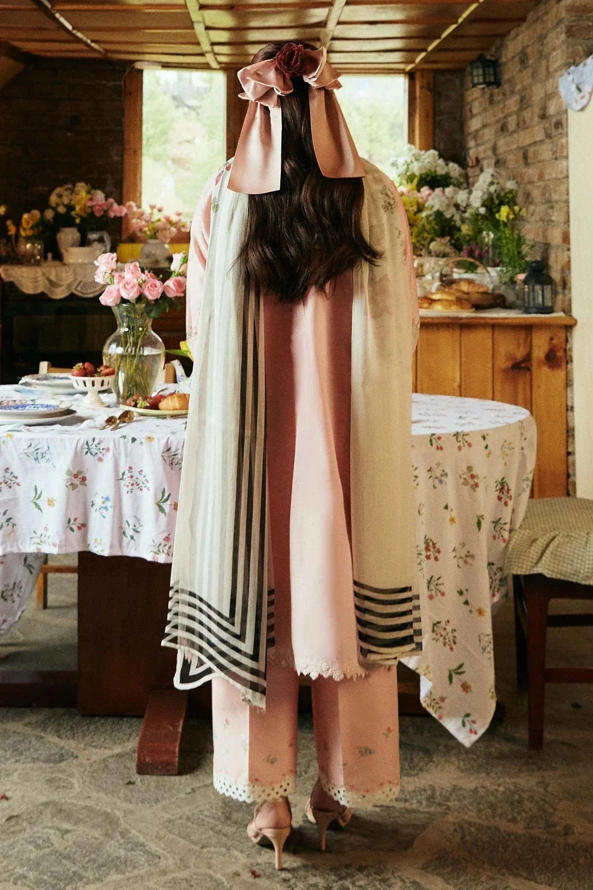 Zara Shahjahan Coco Lawn Vol 2 Peach Organza – view 2 – Poshaq