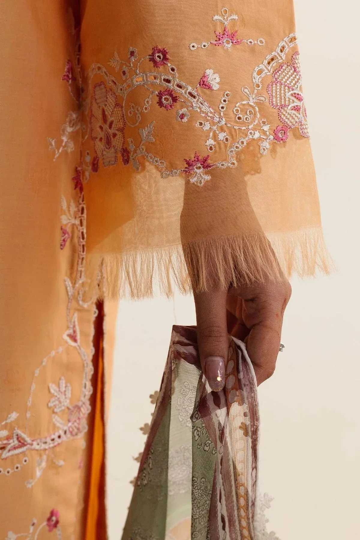 Zara Shahjahan Coco Lawn Vol 2 Yellow Jacquard – view 3 – Poshaq