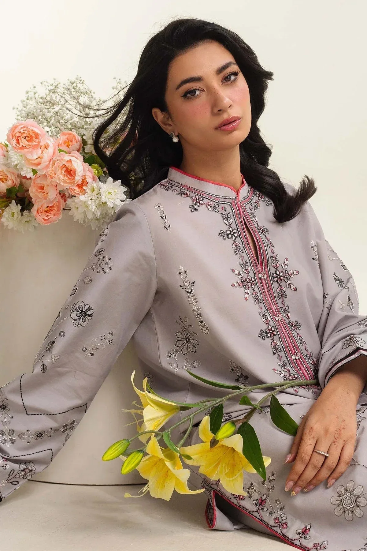 Zara Shahjahan Coco Lawn Vol 2 Pink Organza – view 4 – Poshaq