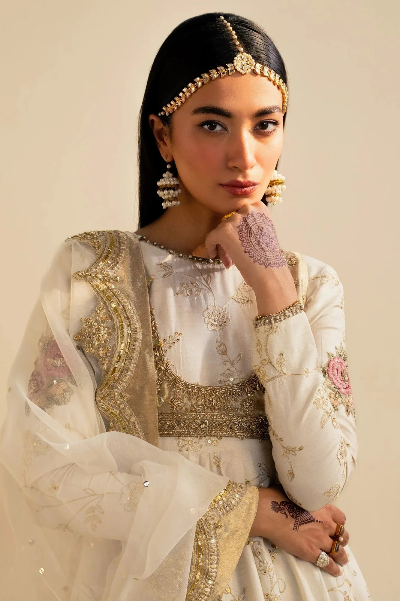Zara Shahjahan Wedding Formals 2024 White Raw Silk – view 3 – Poshaq
