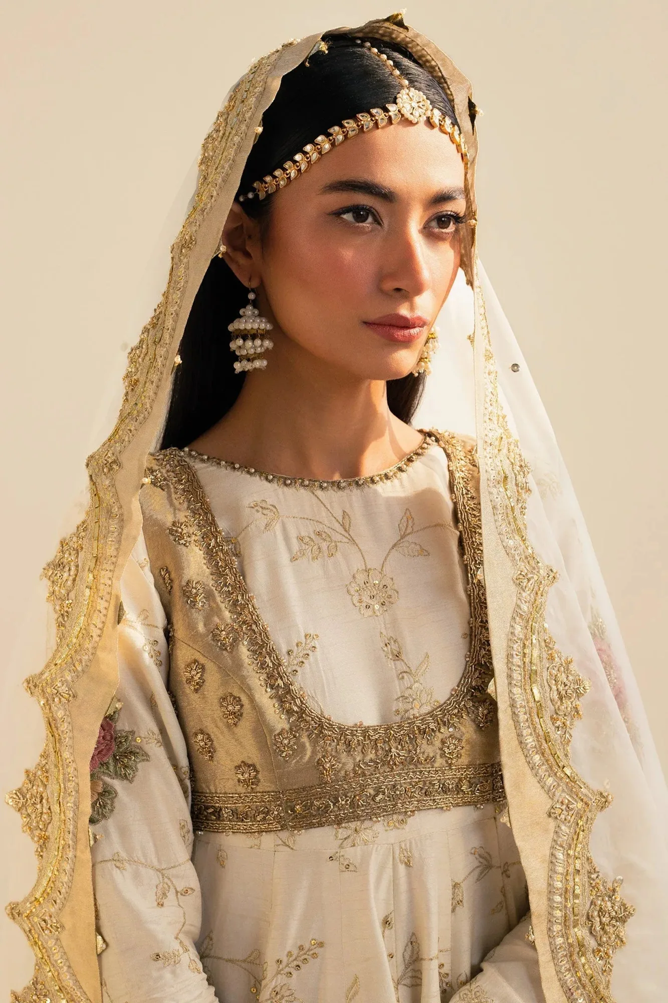 Zara Shahjahan Wedding Formals 2024 White Raw Silk – view 5 – Poshaq