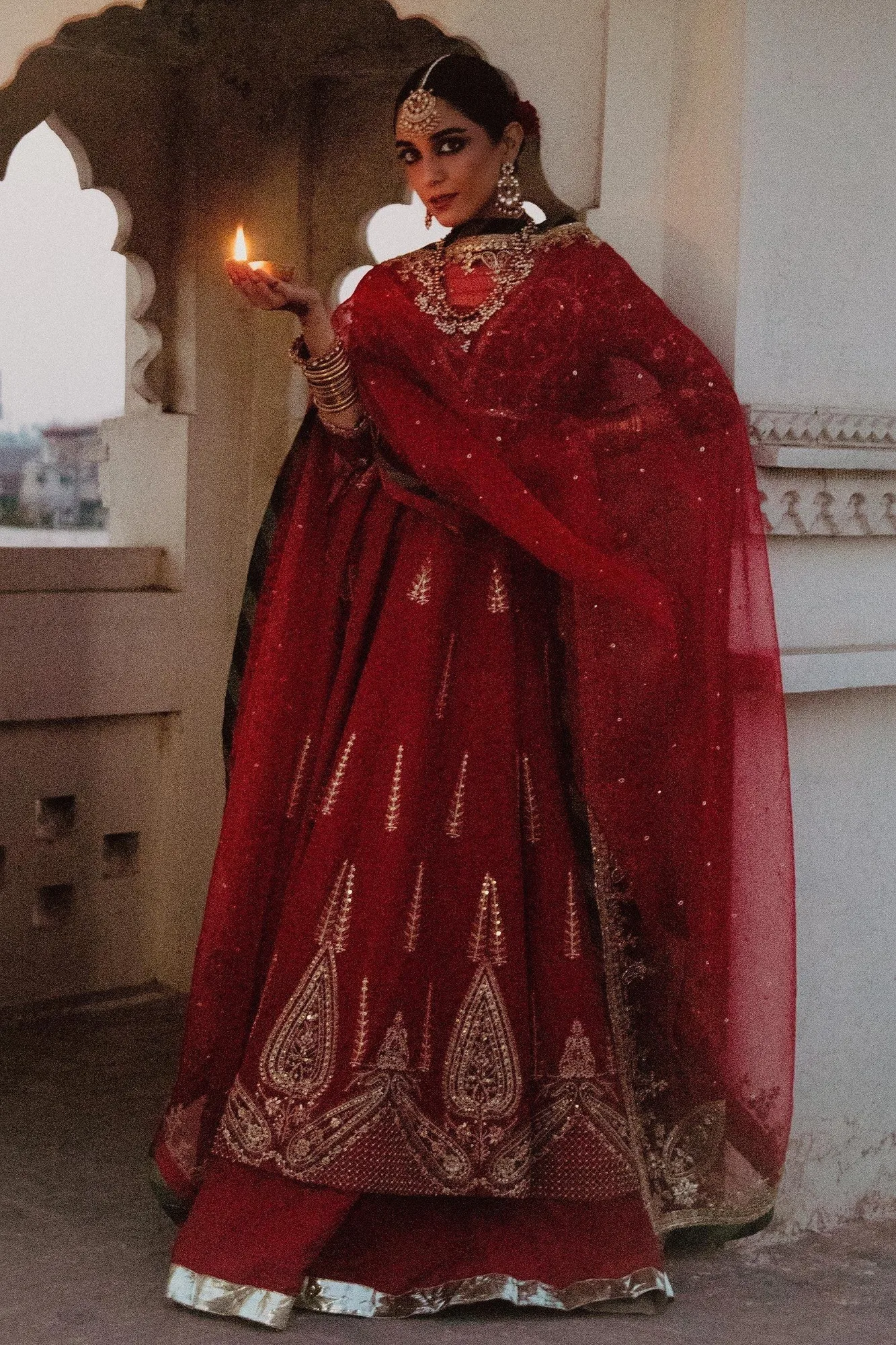Zara Shahjahan Bridal 2024 Red Raw Silk – view 1 – Poshaq