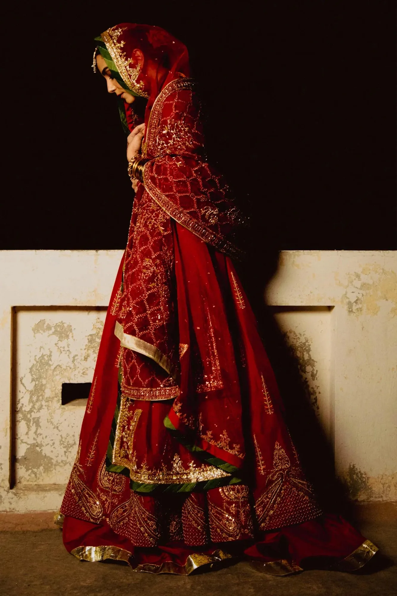 Zara Shahjahan Bridal 2024 Red Raw Silk – view 2 – Poshaq