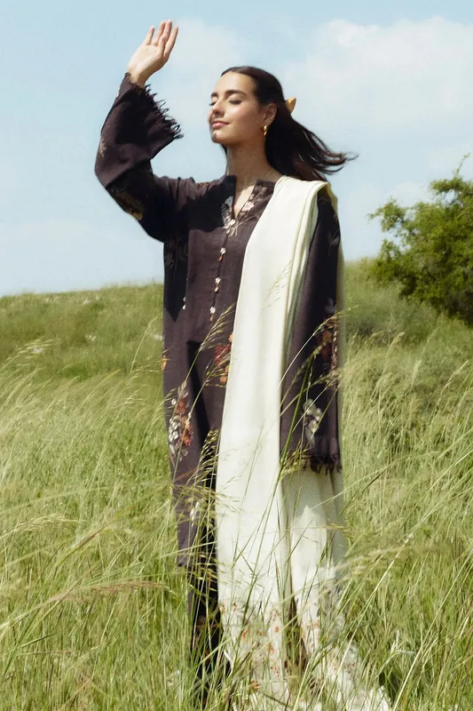 Zara Shahjahan Coco Winter 24 Brown Khaddar – view 1 – Poshaq