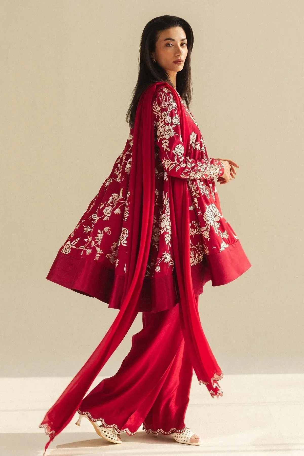 Zara Shahjahan Festive Wear 25 Red Georgette – view 4 – Poshaq