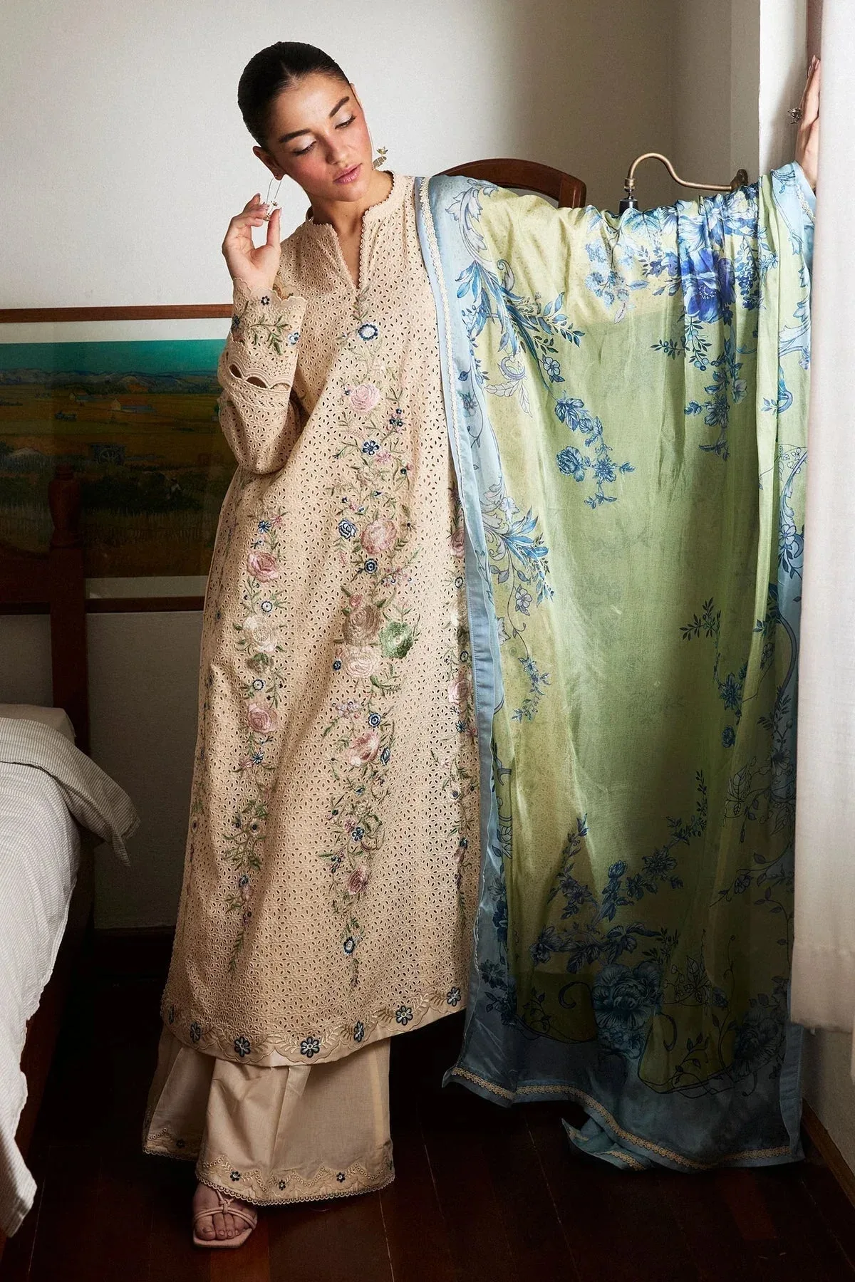 Zara Shahjahan Satori 25 Organza – view 1 – Poshaq
