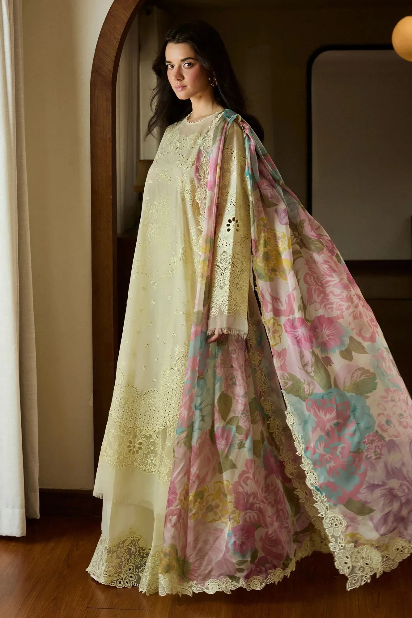 Zara Shahjahan Satori 25 White Organza – view 2 – Poshaq