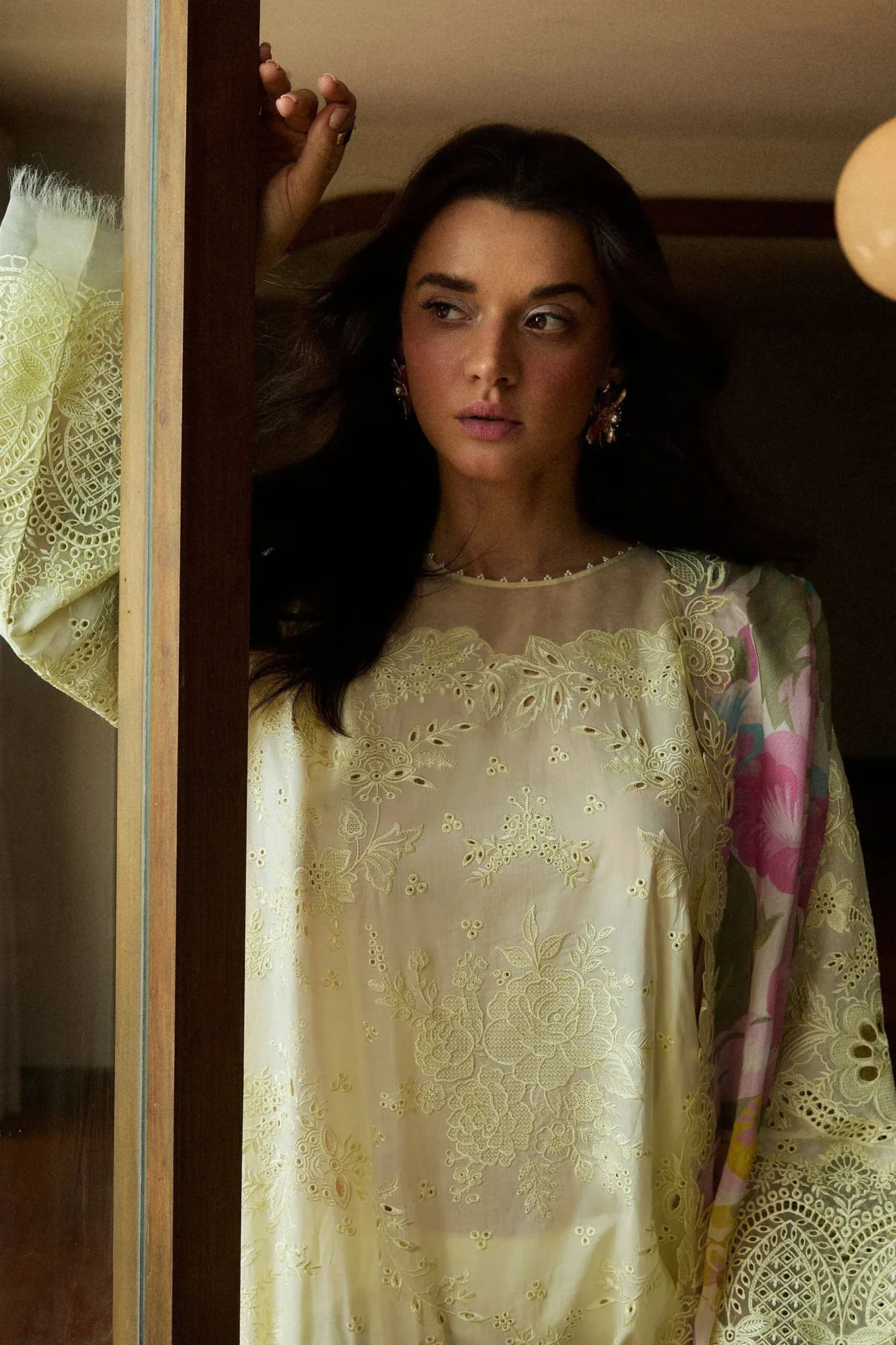 Zara Shahjahan Satori 25 White Organza – view 5 – Poshaq