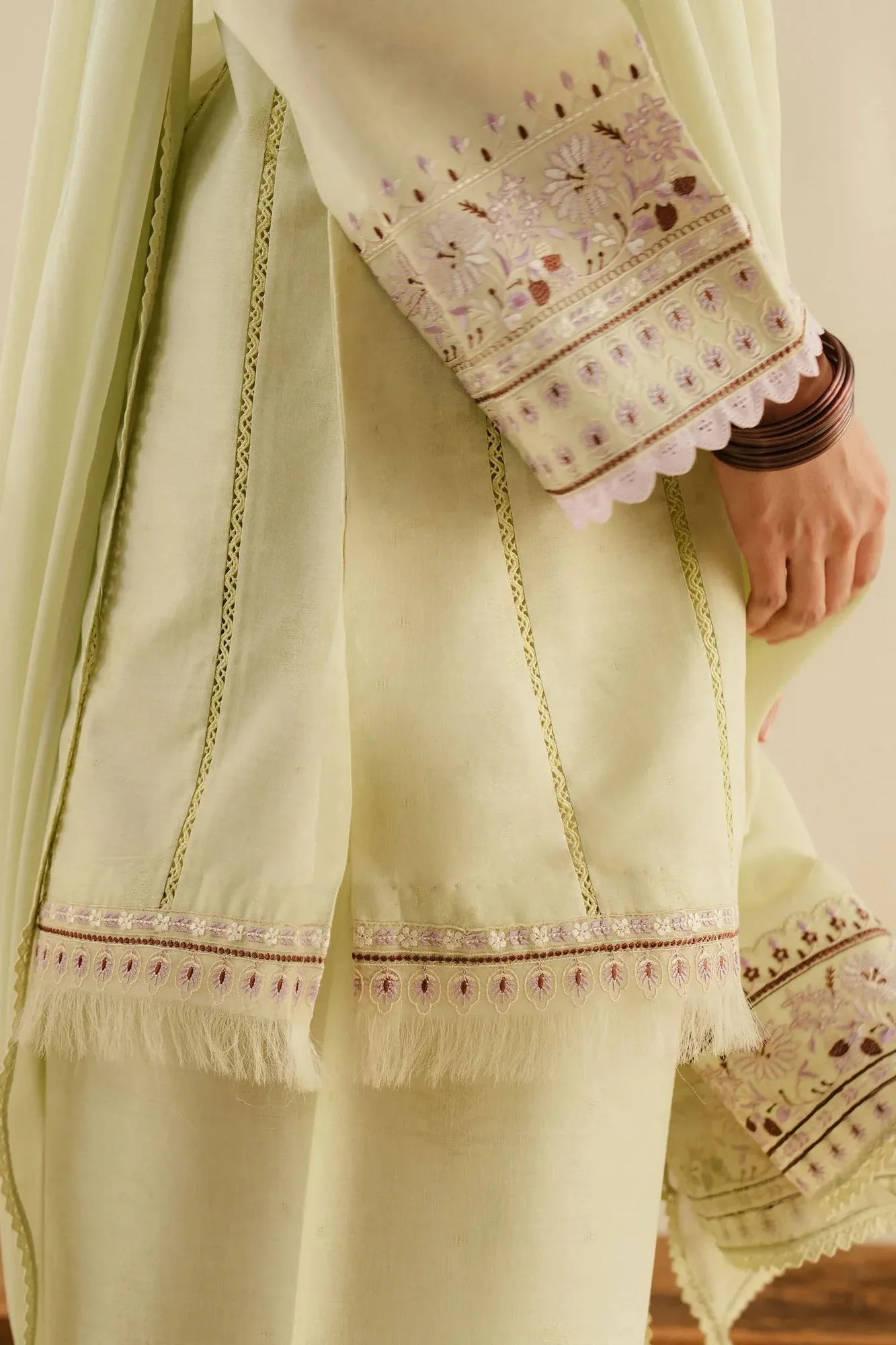 Zara Shahjahan Eid Pret 25 – view 4 – Poshaq