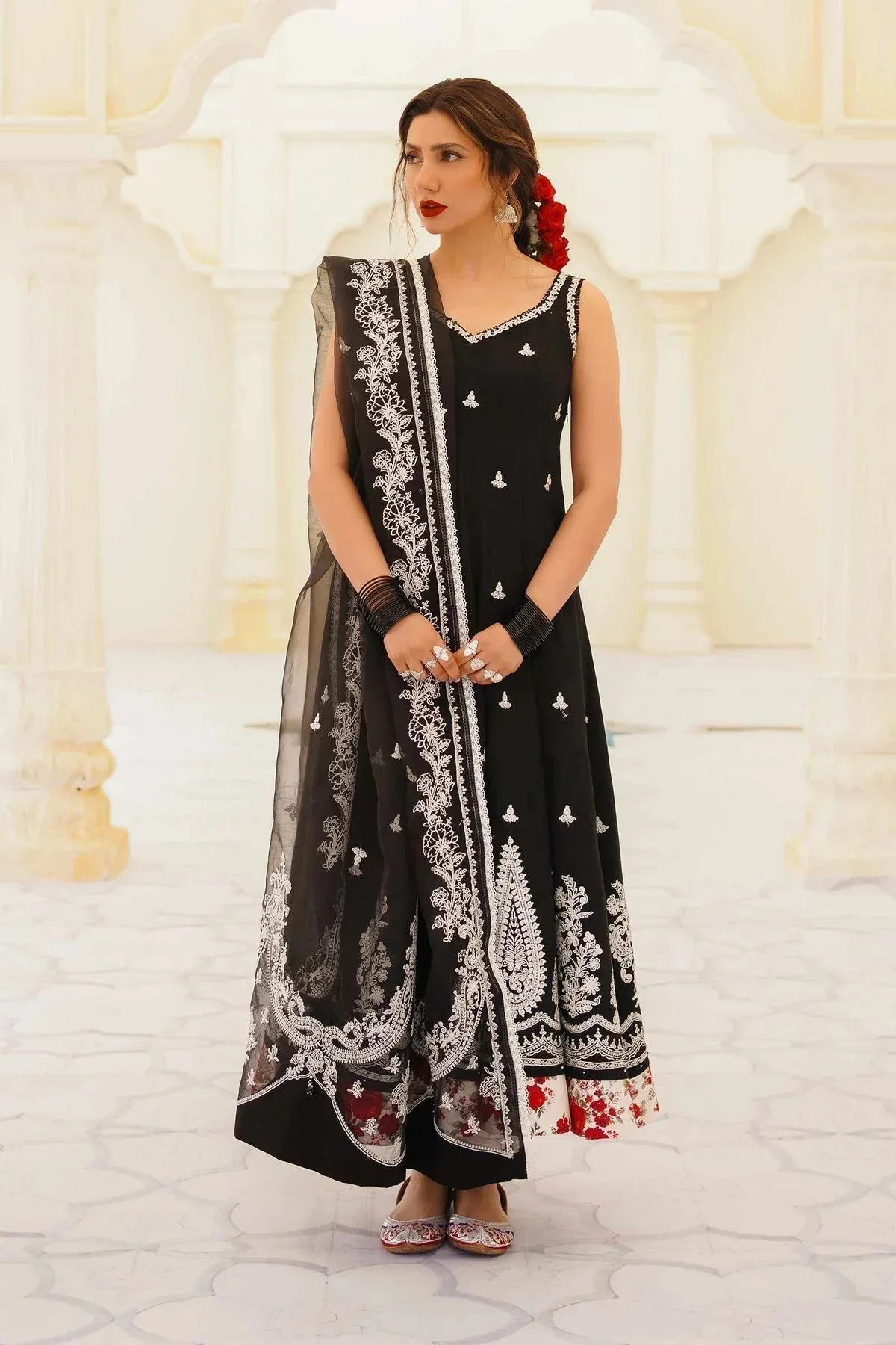 Zara Shahjahan Jacquard – view 2 – Poshaq