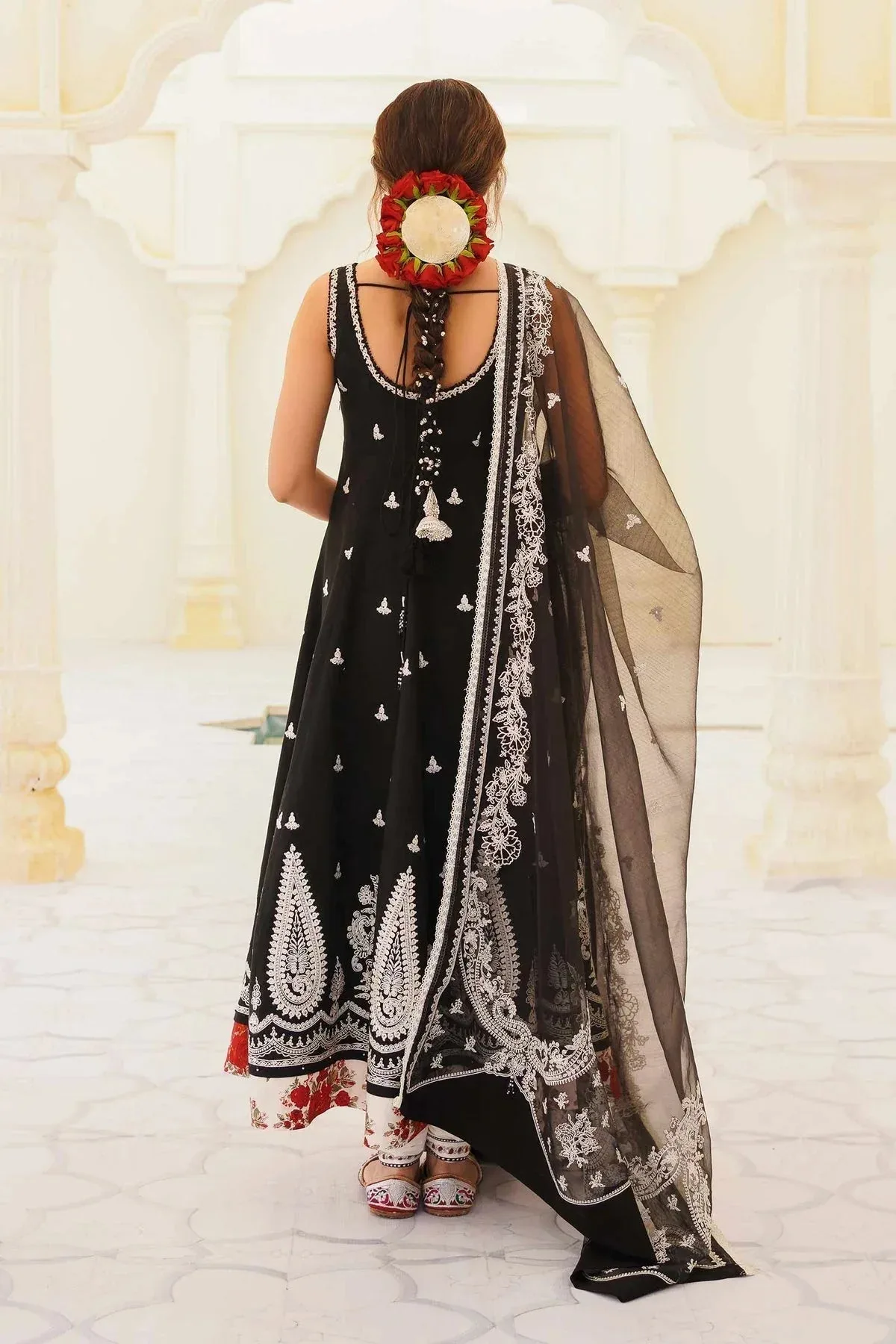 Zara Shahjahan Jacquard – view 5 – Poshaq
