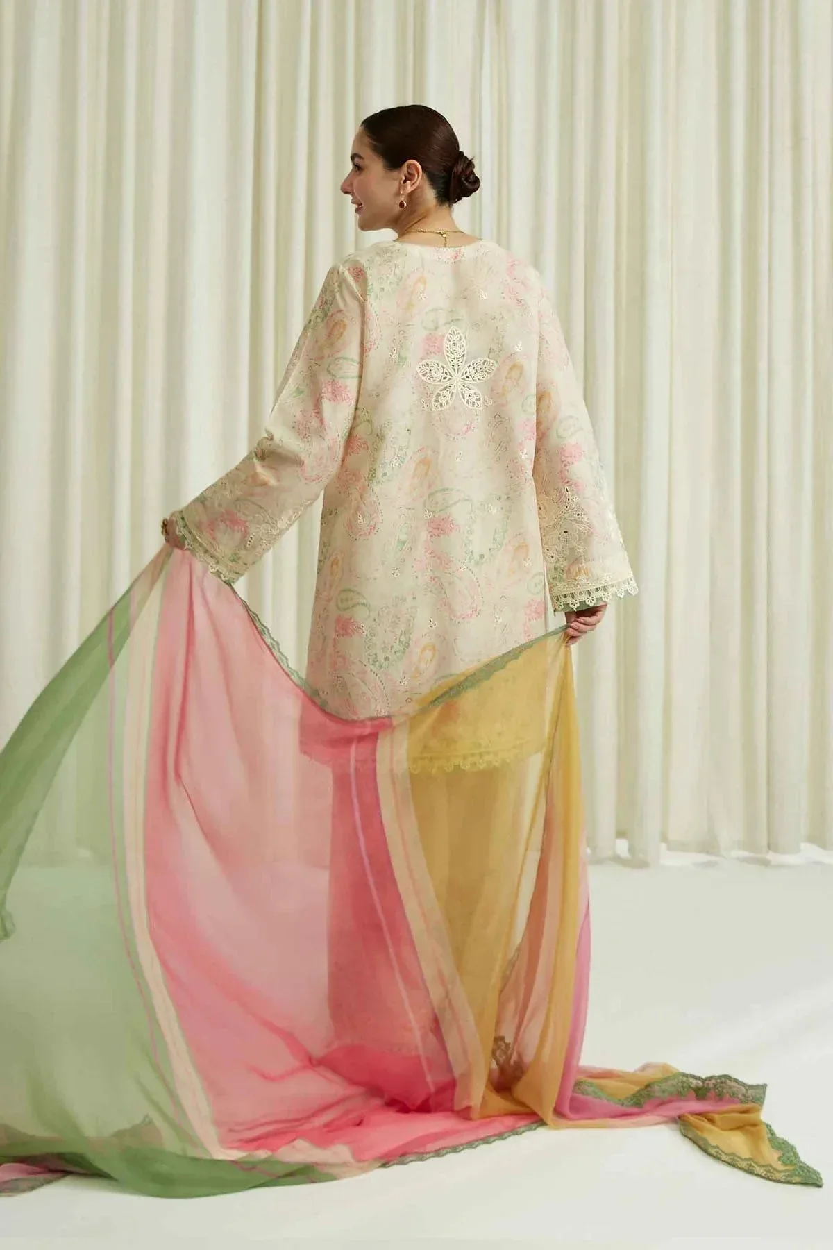 Zara Shahjahan Organza – view 6 – Poshaq