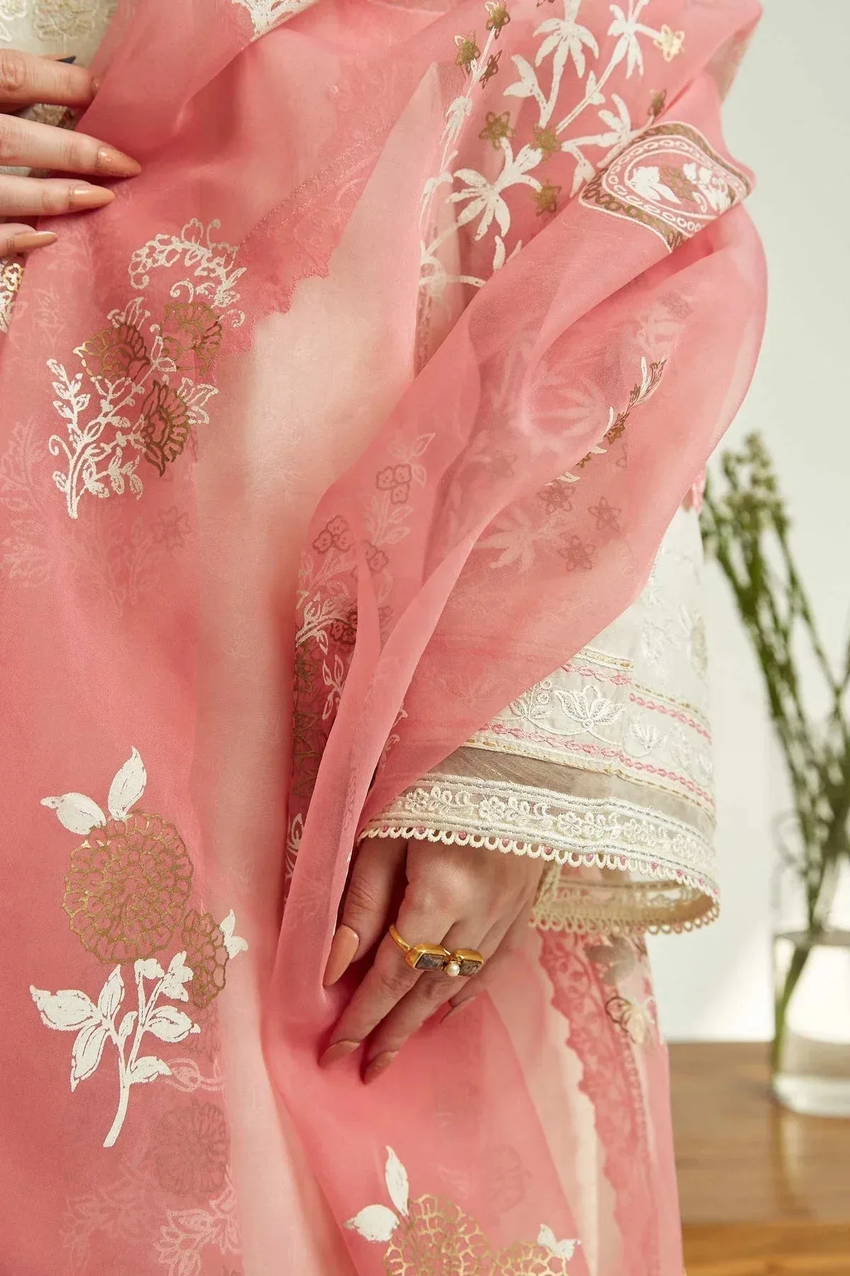 Zara Shahjahan Organza – view 4 – Poshaq