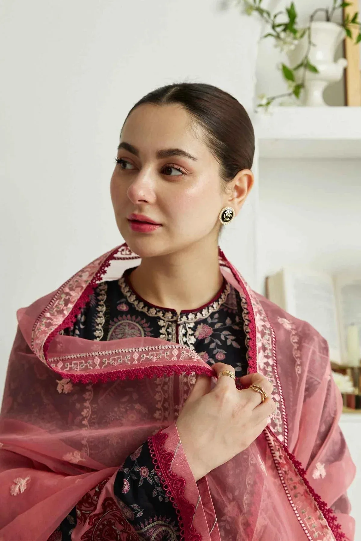 Zara Shahjahan Organza – view 2 – Poshaq