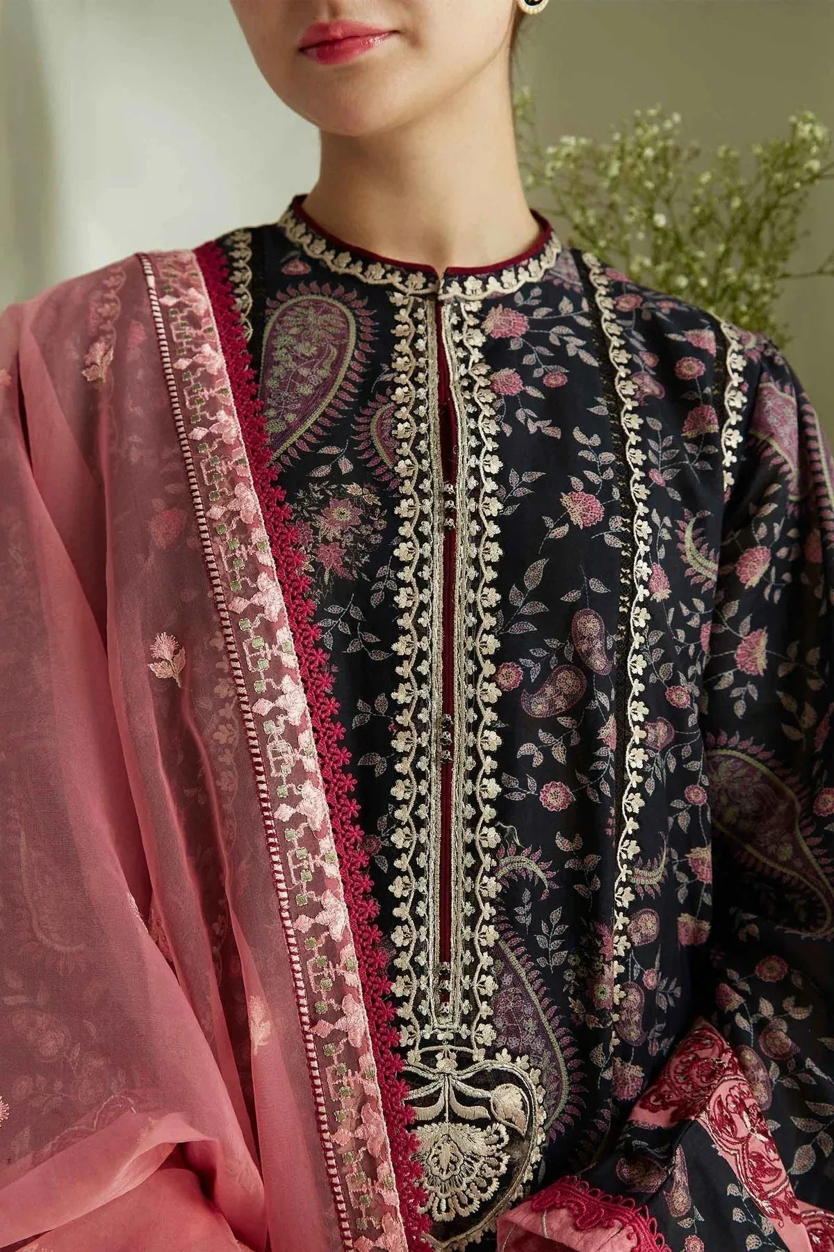 Zara Shahjahan Organza – view 3 – Poshaq