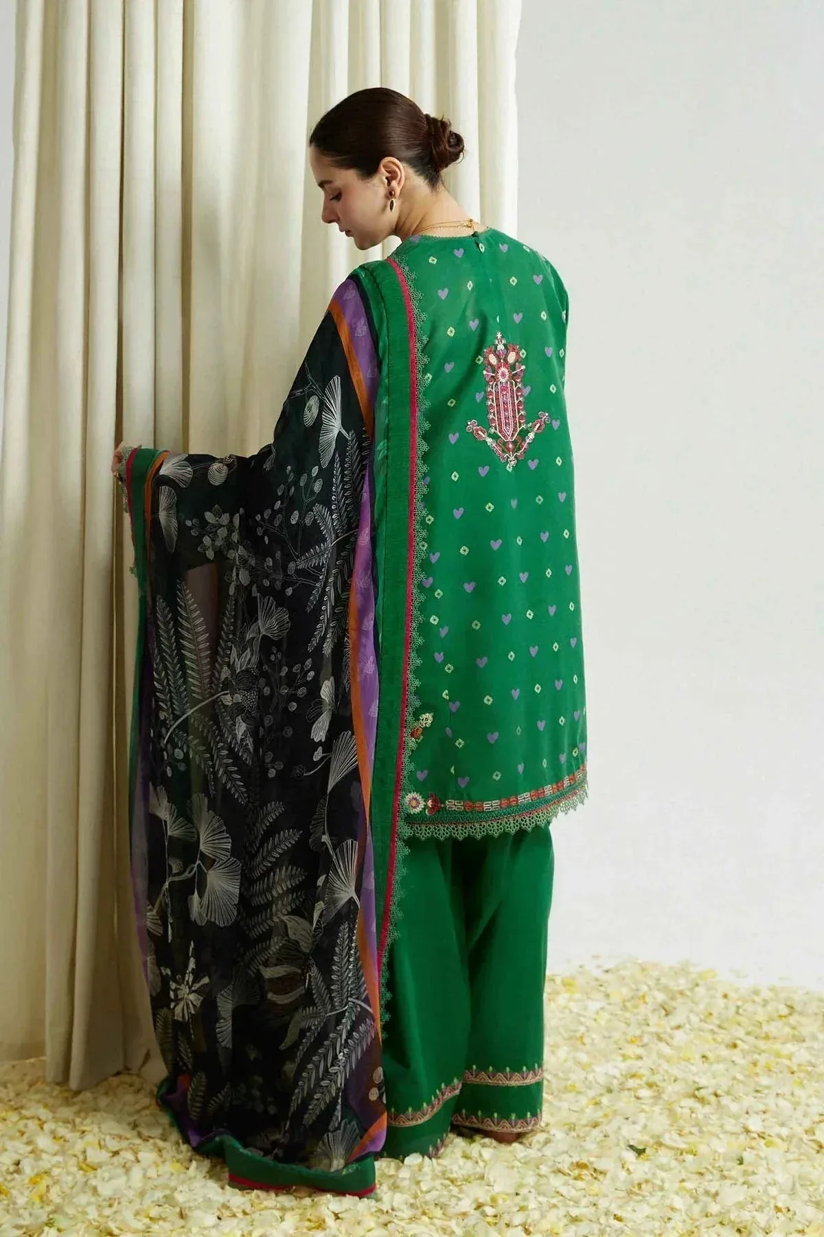Zara Shahjahan Chiffon – view 5 – Poshaq