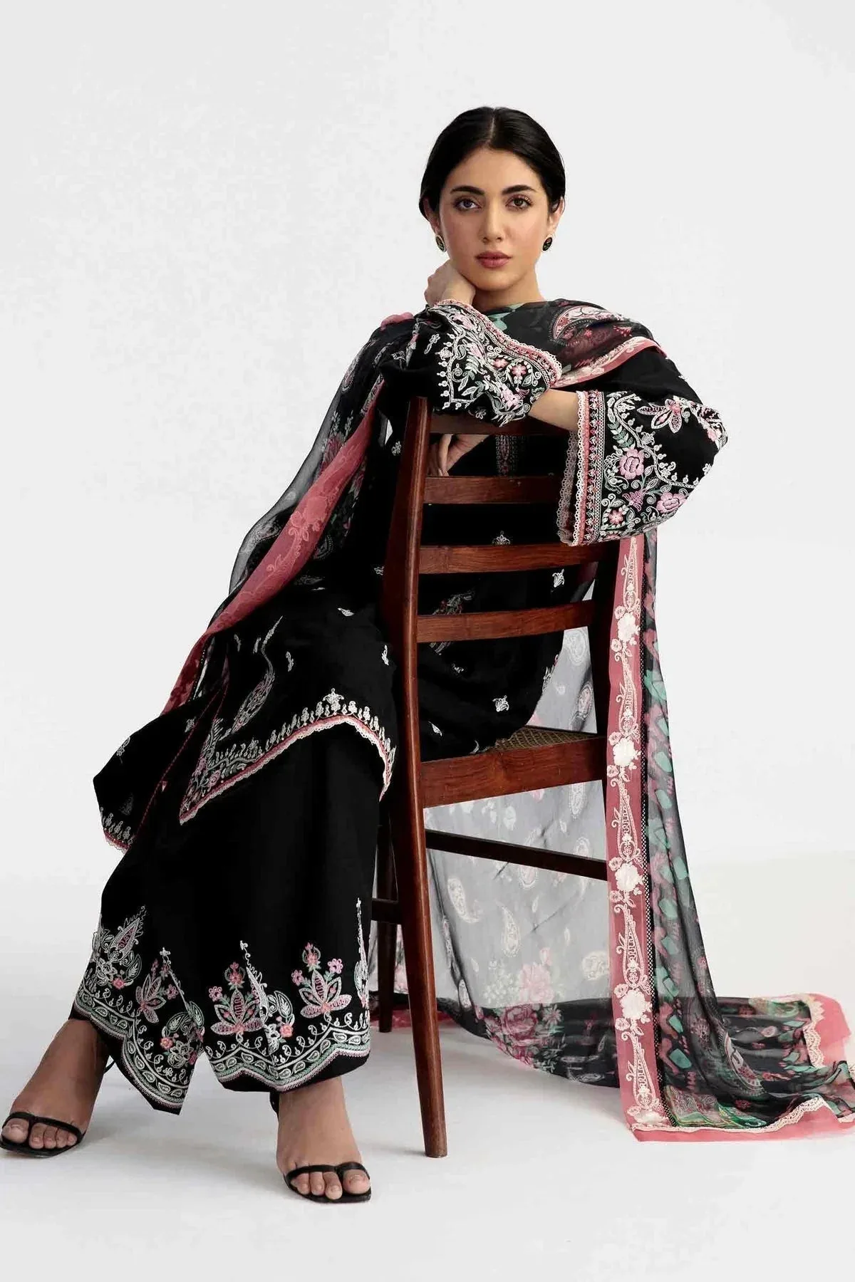 Zara Shahjahan Organza – view 5 – Poshaq