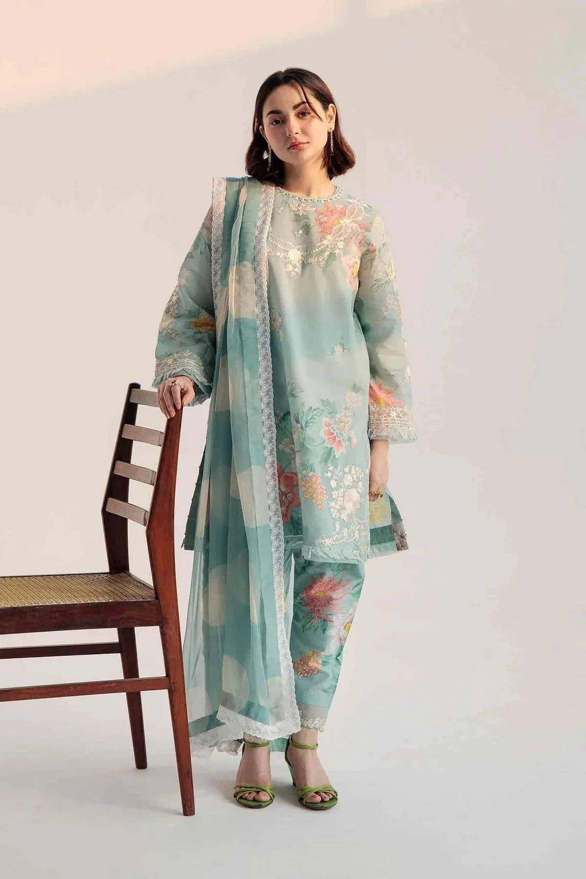 Zara Shahjahan Organza – view 3 – Poshaq