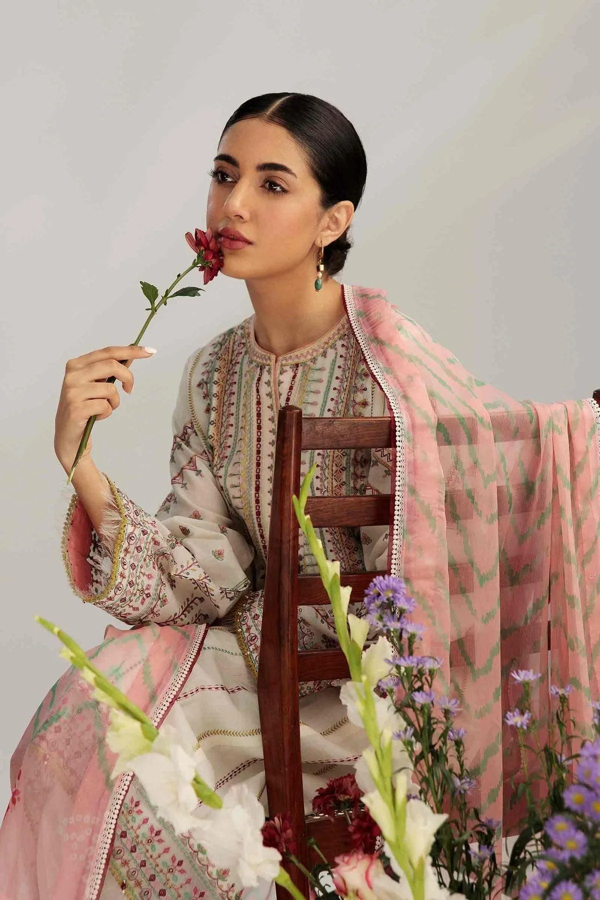 Zara Shahjahan Chiffon – view 4 – Poshaq