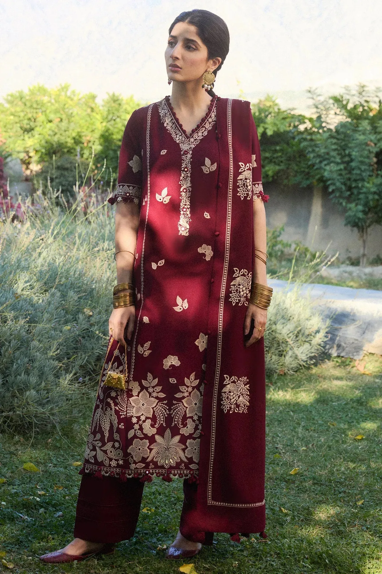 Zaha Winter 2024 Maroon – view 1 – Poshaq