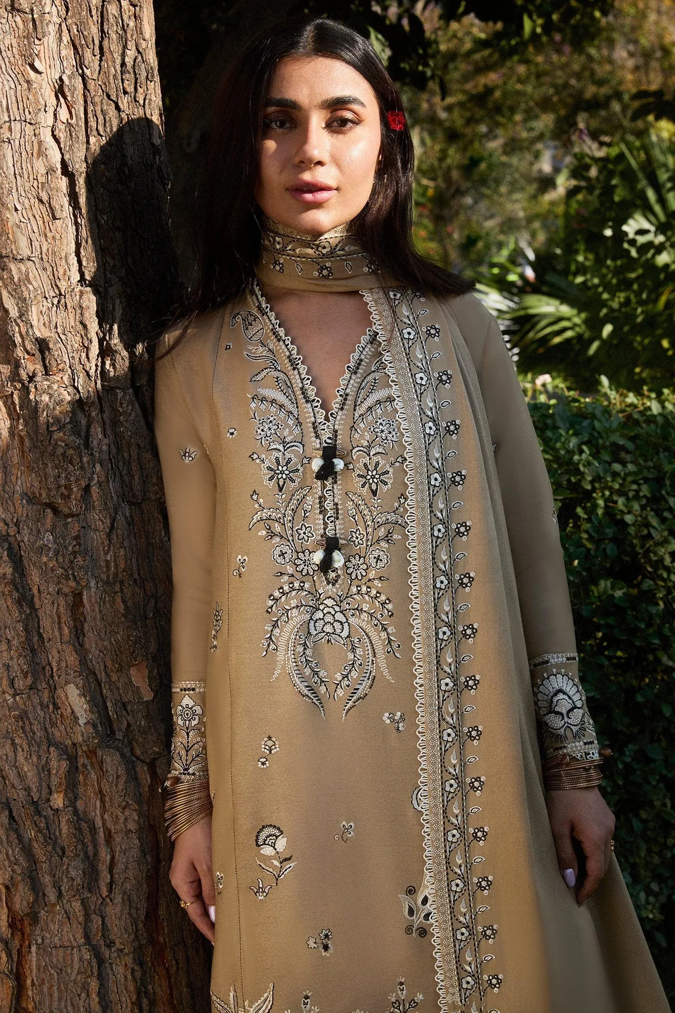Zaha Winter 2024 Beige – view 2 – Poshaq