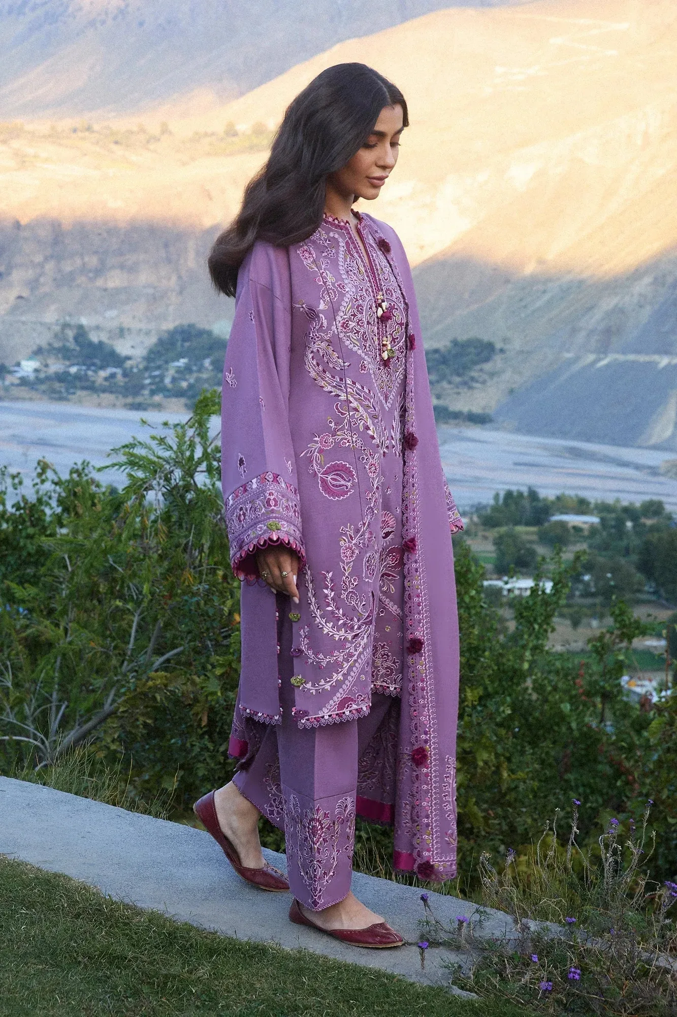 Zaha Winter 2024 Lavender – view 3 – Poshaq