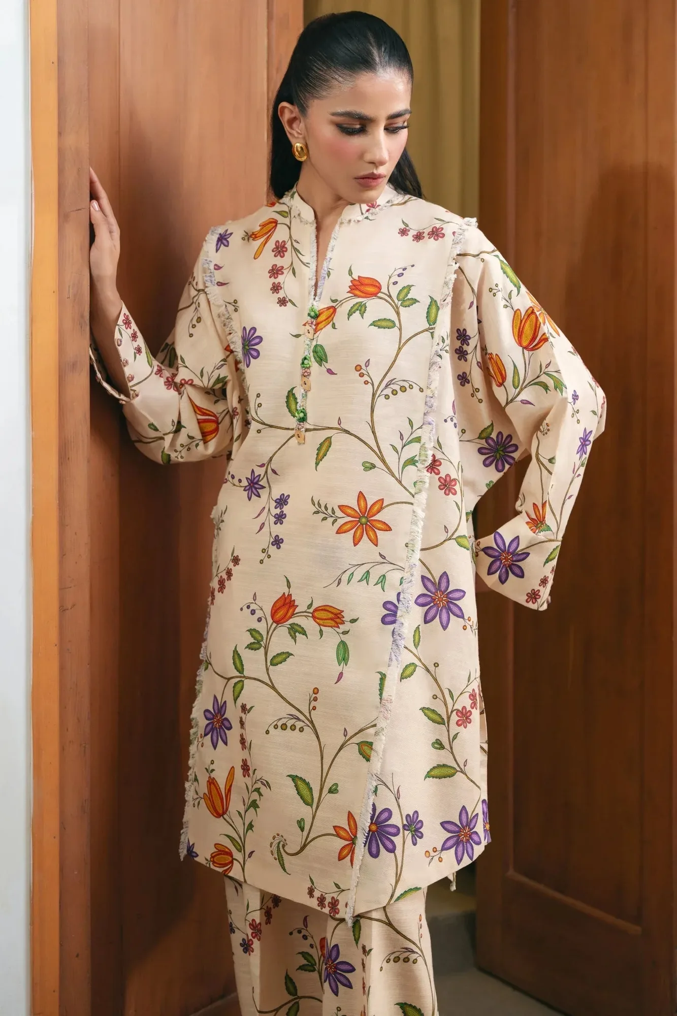 Zaha Aangan Ready to Wear Beige Khaddar – view 2 – Poshaq