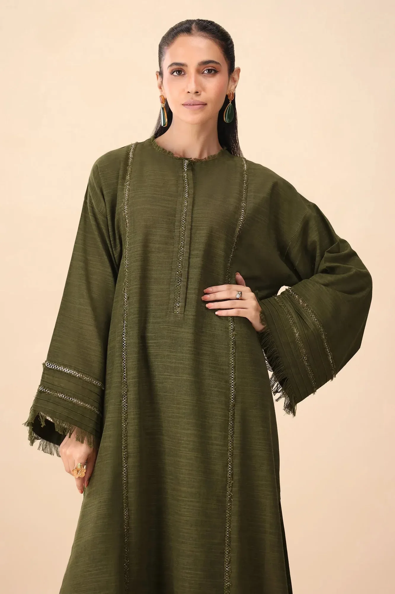 Zaha Staples Olive – view 3 – Poshaq