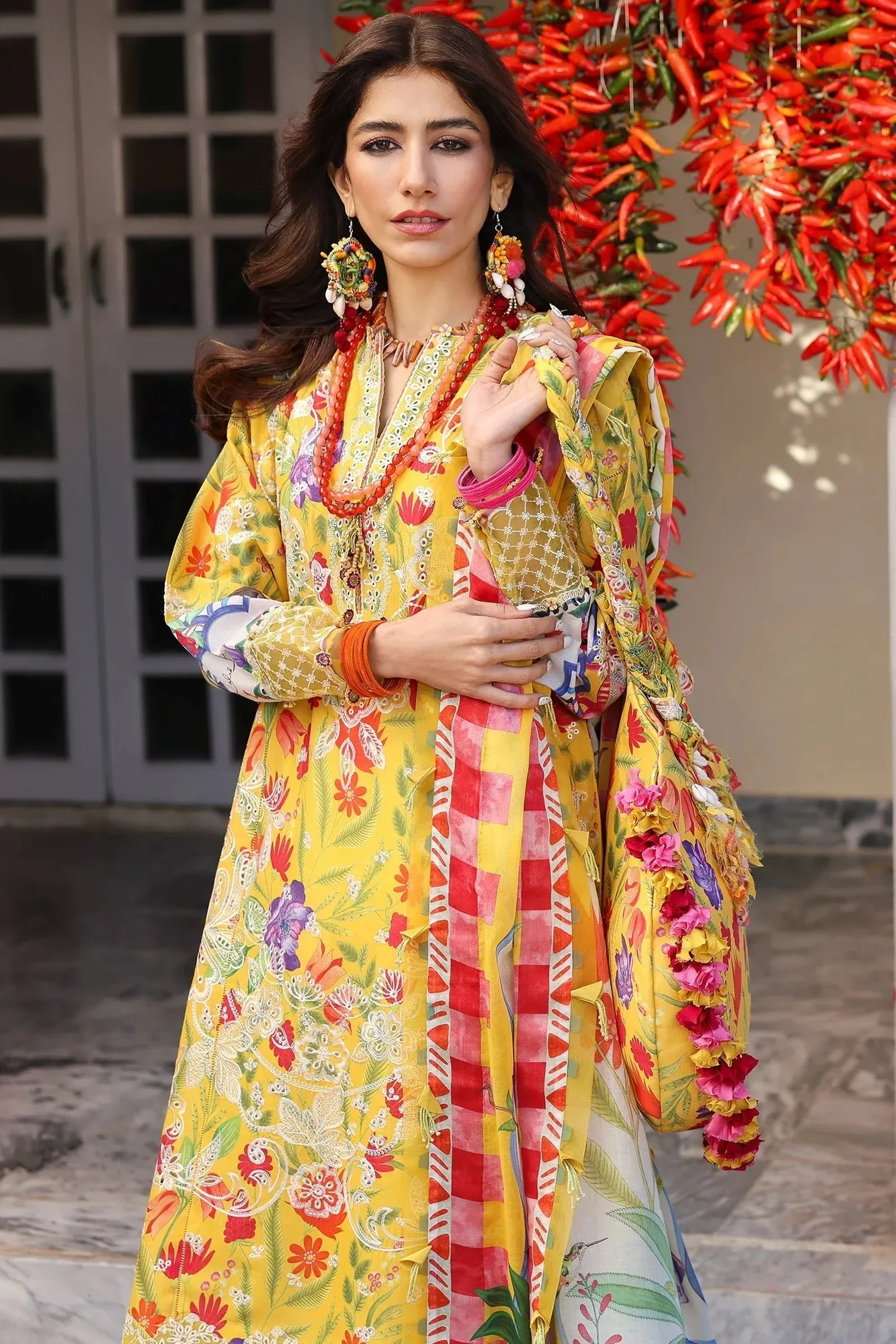 Zaha Lawn 25 Ivory Lawn – view 4 – Poshaq