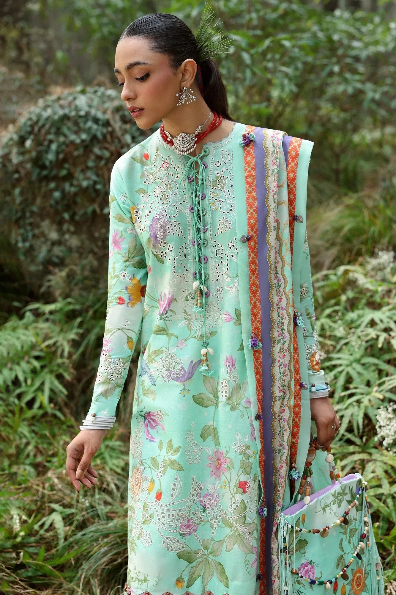 Zaha Lawn 25 Lilac – view 5 – Poshaq