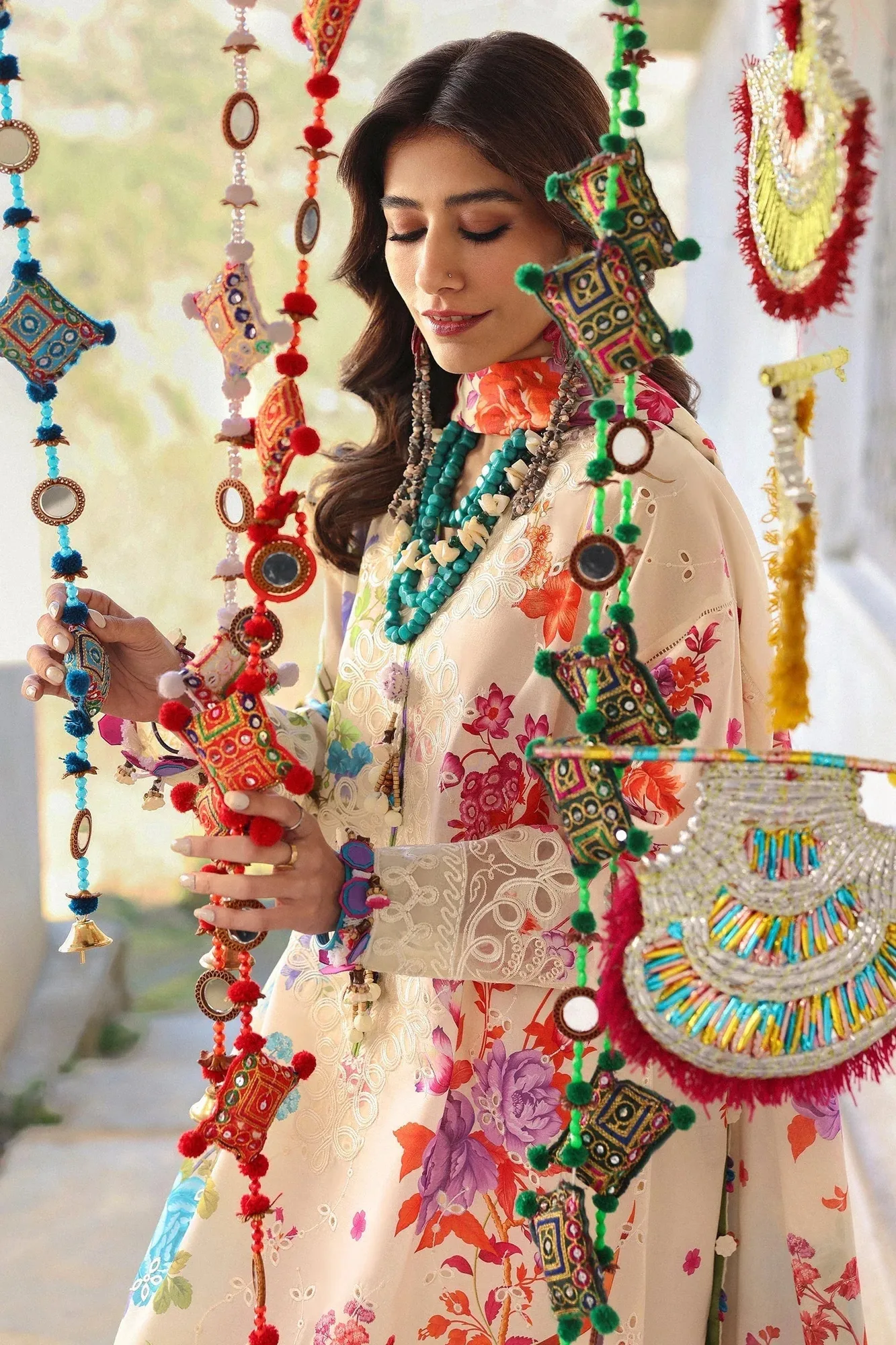 Zaha Lawn 25 Turquoise – view 4 – Poshaq