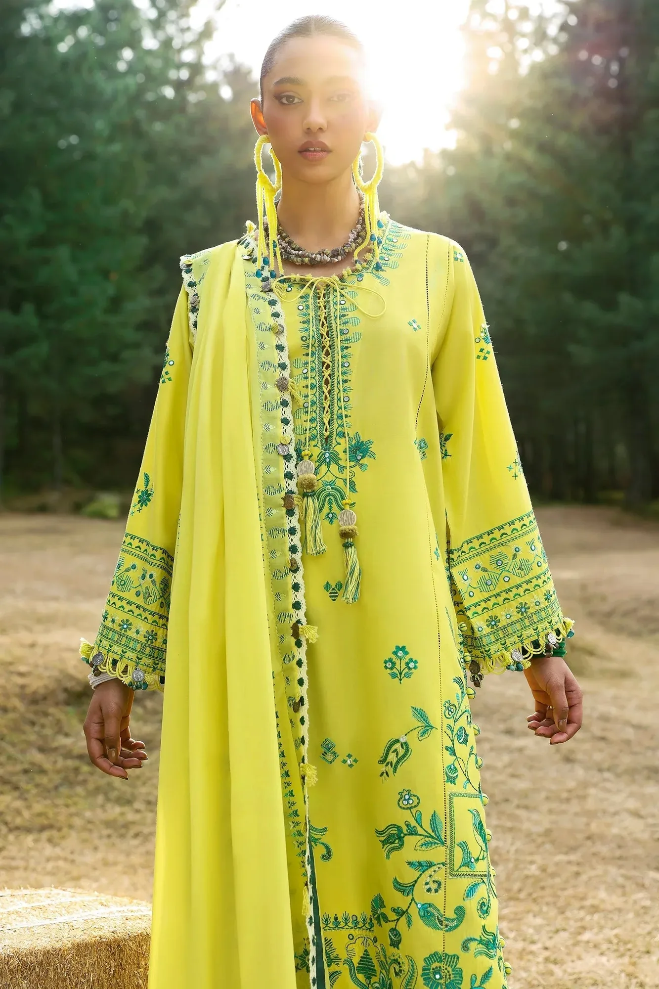 Zaha Lawn 25 Green – view 4 – Poshaq